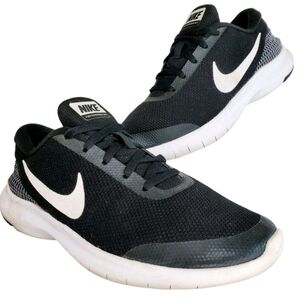 Nike Black and White Athletic Shoes